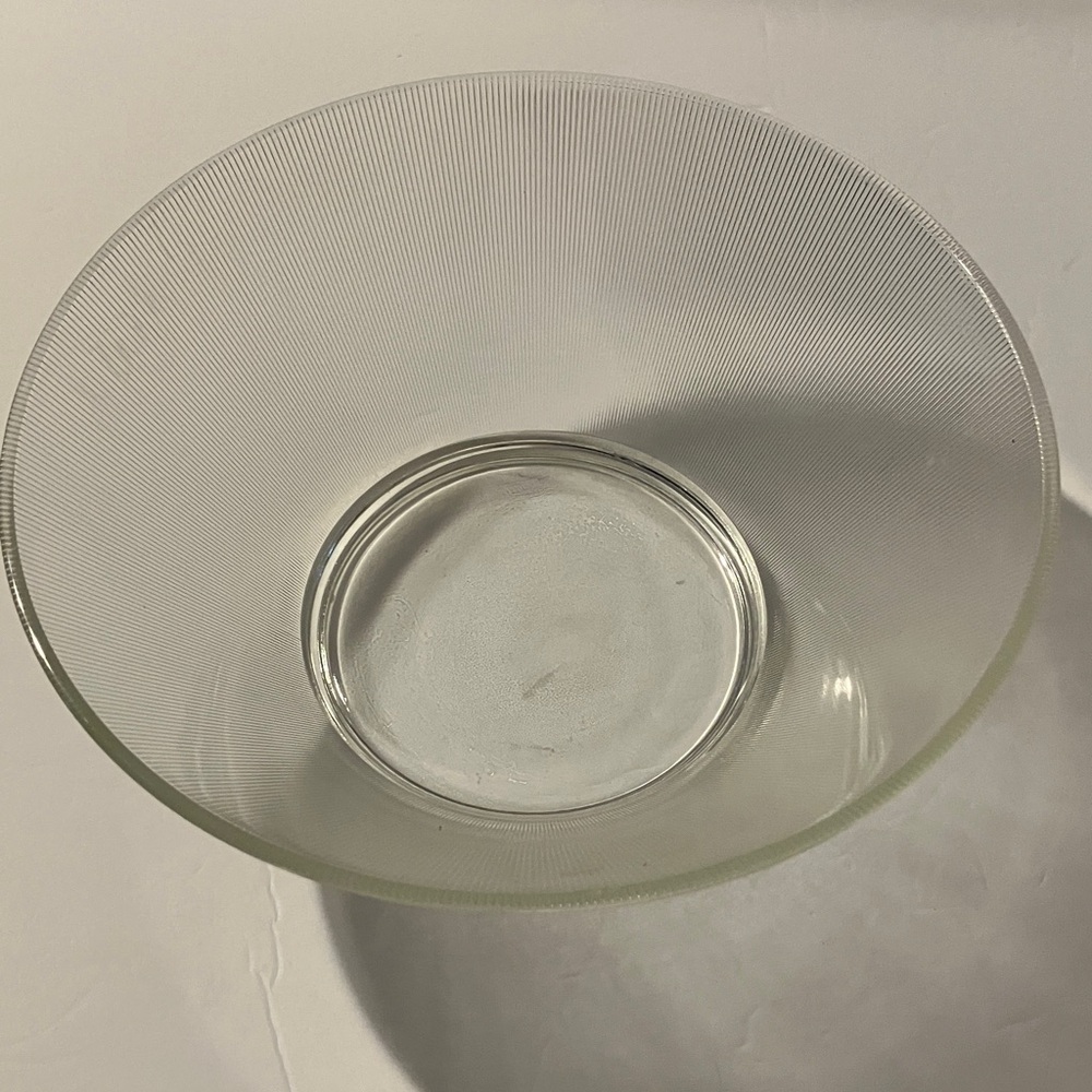 Clear Glass Serving Bowl‎ with Ribbed Sides 9” Diameter - 4” Deep